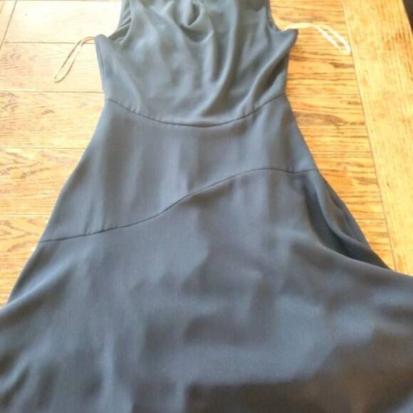 Gal Meets Glam Juliet Cowl Neck Crepe Midi Dress in Blue sz 6 - Picture 2 of 5